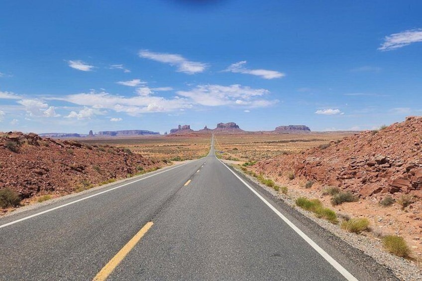 Monument Valley Bundle – Scenic Drive & Inside Park Audio Tours 4