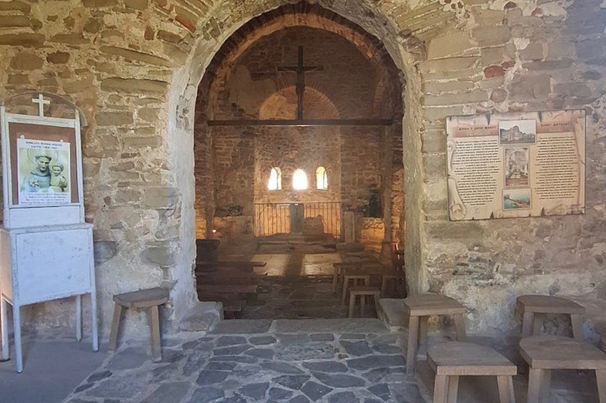 Cape of Rodon Adventure: Castle Hiking,Church,Beach & Winery 3