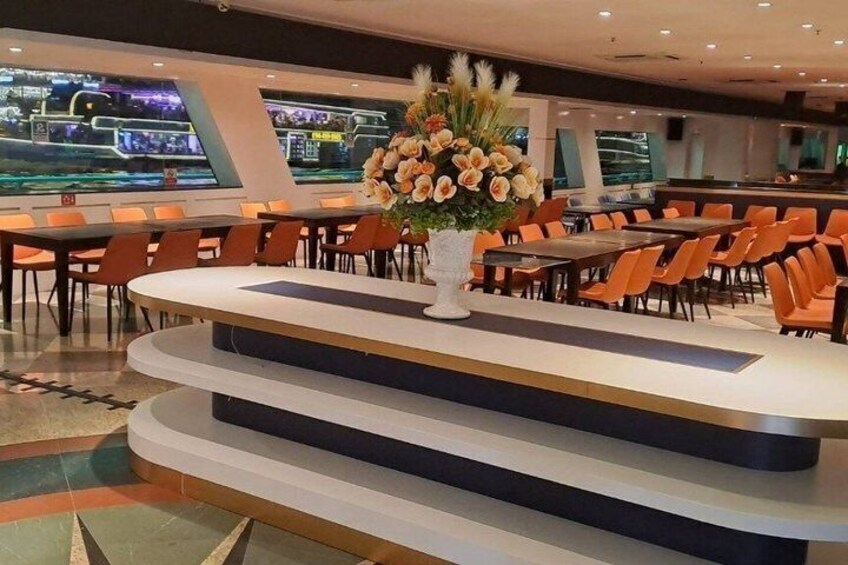 Bangkok Carnival Dinner Cruise with Free-flow Beer and Buffet 3