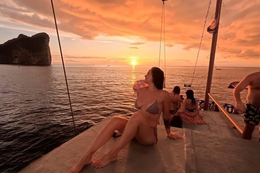 Phi Phi: Pirate Boat with Snorkeling, Kayaking, and Sunset Party 3