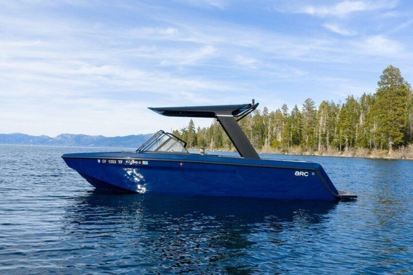 25ft Private Fully Electric Boat Charter on South Lake Tahoe 2