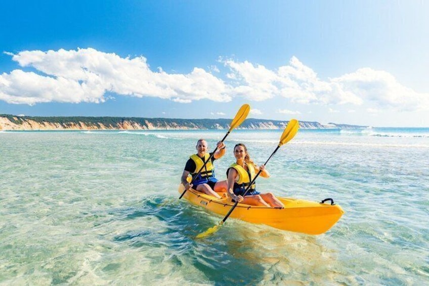Rainbow Beach: Whale Watching Ocean Kayak Tour & Beach 4X4 4