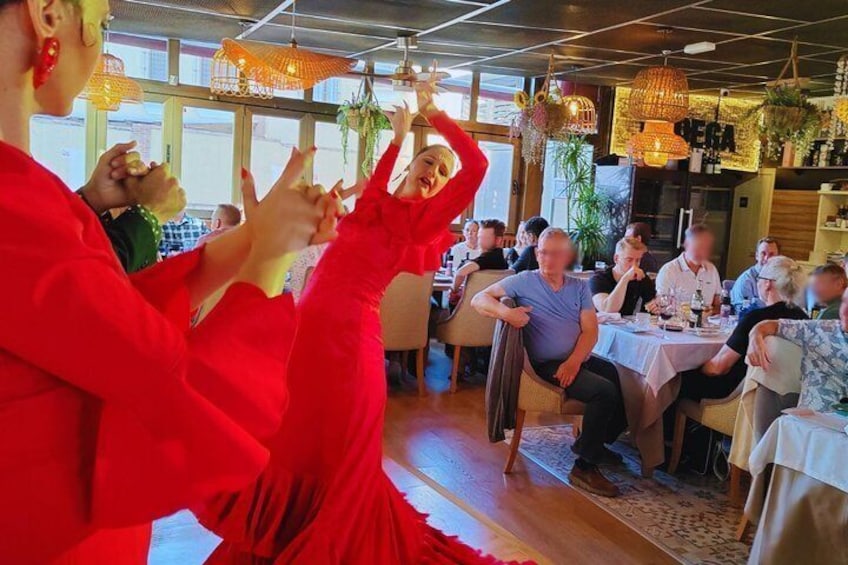 Flamenco Show & Dinner in Fuengirola/Mijas - Tipi Tapa Restaurant 1