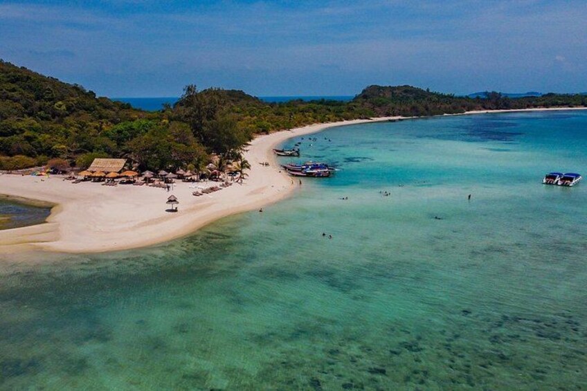 Pig Island and Koh Tan Snorkeling Fun by Speedboat from Samui 1