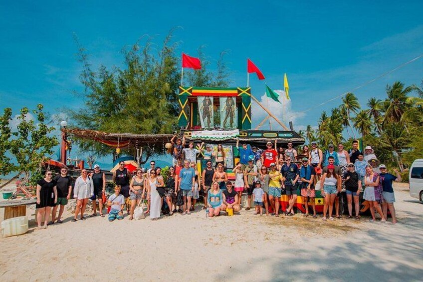 Pig Island and Koh Tan Snorkeling Fun by Speedboat from Samui 3