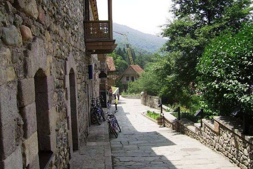 Sharambeyan Street, 5