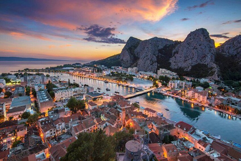 Omiš Private Half Day Tour Fort & Beach from Split: Cruise Guests 5