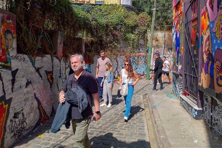 Transfer to San Antonio port with Valparaiso & Casablanca tour 4