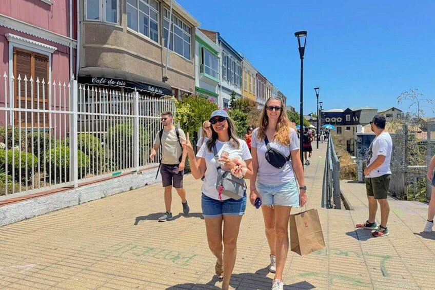 Transfer to San Antonio port with Valparaiso & Casablanca tour 2