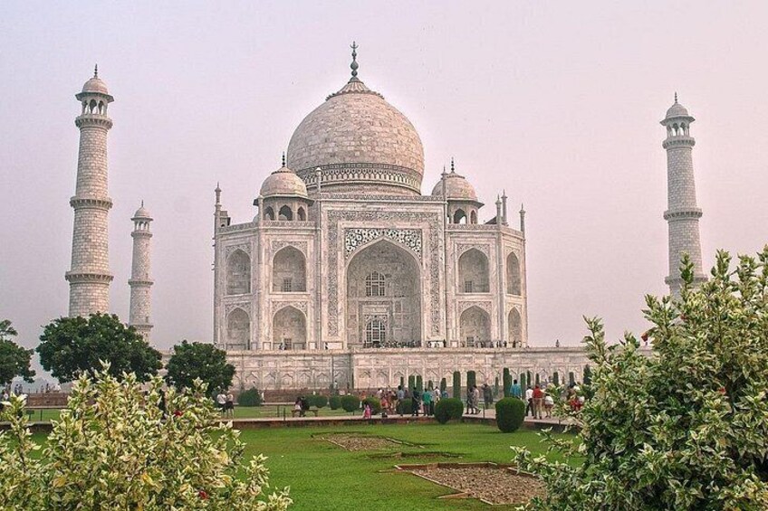 Historical Taj Mahal Agra 5