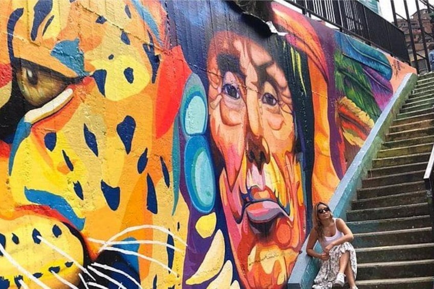 The 3 Top Tours of Medellin: City Tour, Commune 13 and Graffititour 5