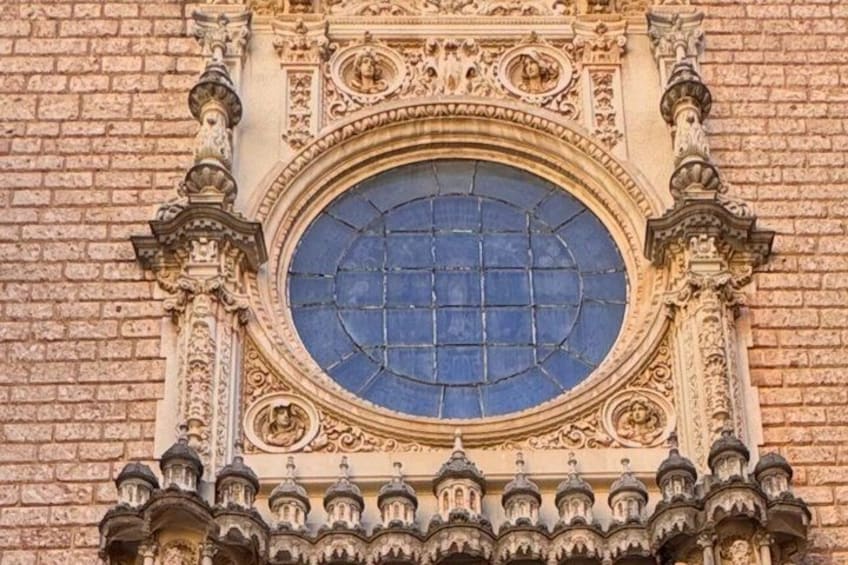 Montserrat Private Tour: Black Madonna, Monastery & Local Tasting 4