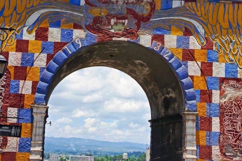 Arco Q ́uq ́cumatz 4