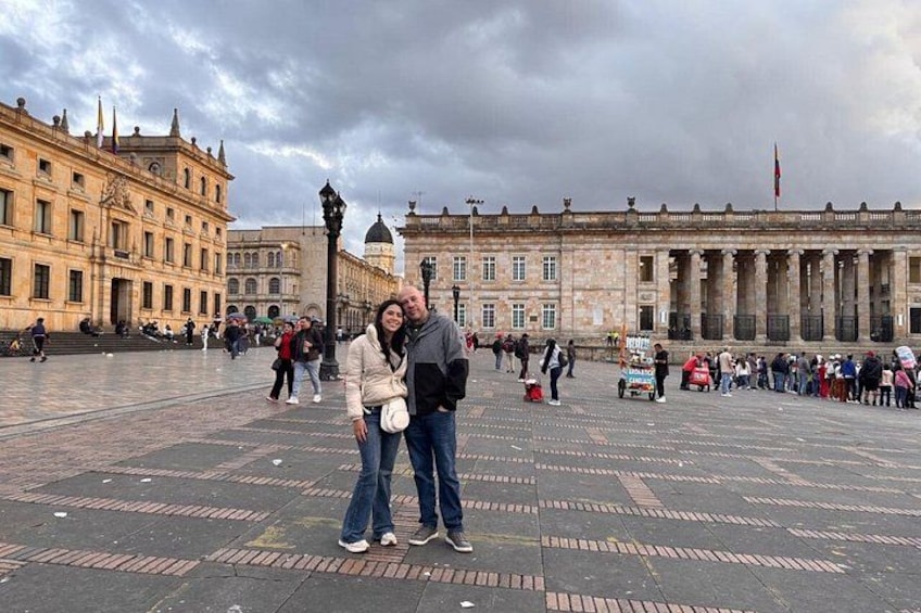 4 Guided Museum & City Tour with Coffee & Snack in Bogotá 4