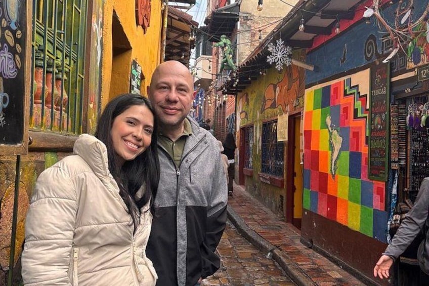 4 Guided Museum & City Tour with Coffee & Snack in Bogotá 5