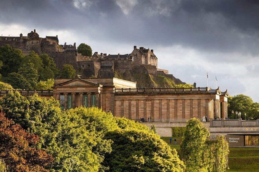 Edinburgh Castle, Royal Mile and Holyrood Palace Shore Excursion 2