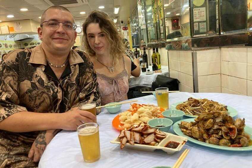 Private Hong Kong Tour with Local Guide – Explore Food & Culture 2