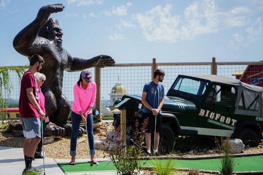 Branson Bigfoot Mini Golf 4