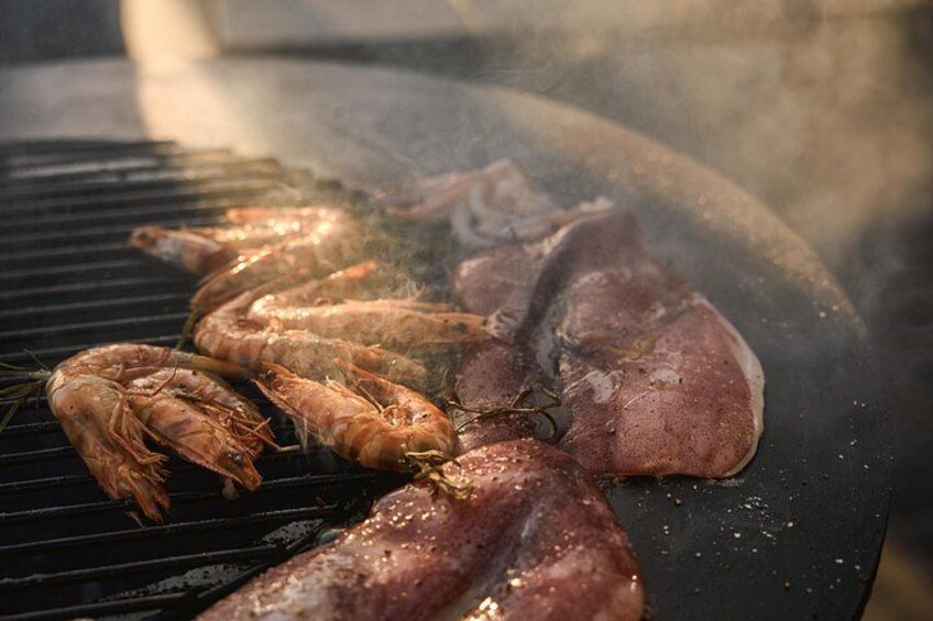 Thessaloniki Cooking and Wine Tasting with Dockside Views 3