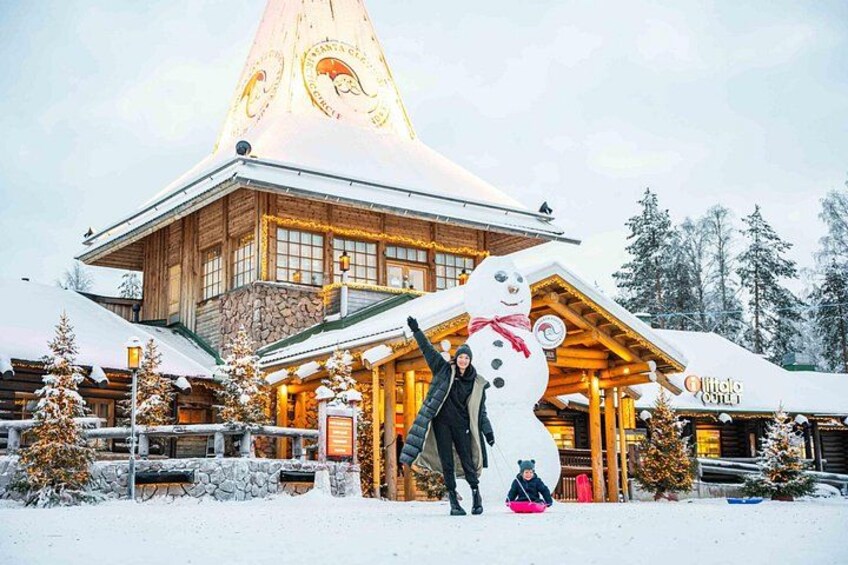 Photoshoot in Santa Claus Village 1