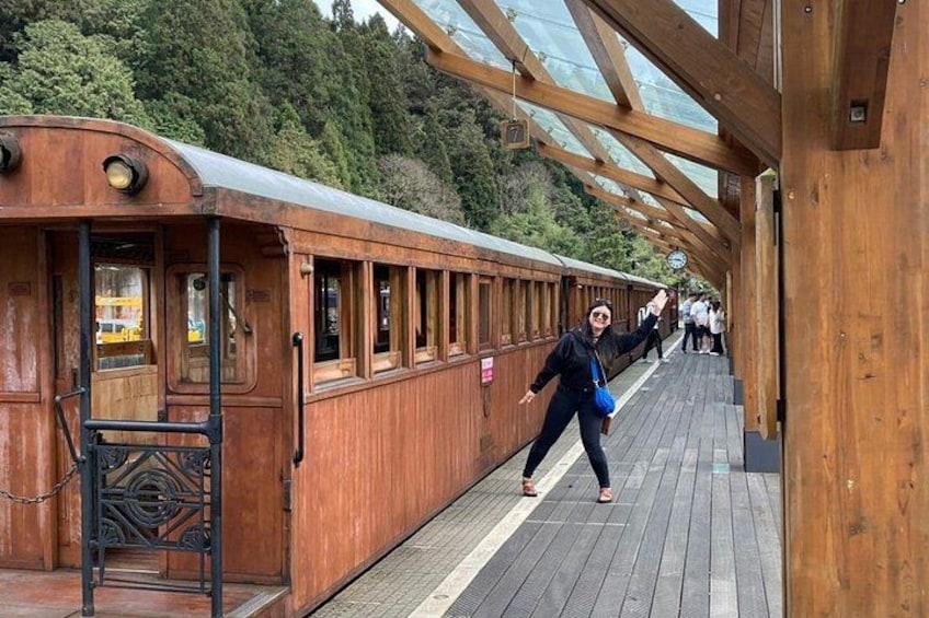 Alishan Train 5