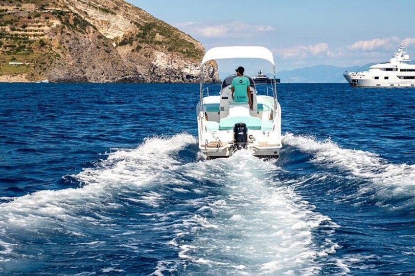 Private excursion to the island of Ischia by boat Romar 5.7m 5