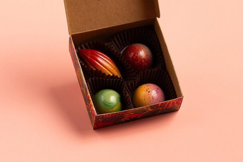 Learn about Panama cocoa and create your own chocolate bar 3