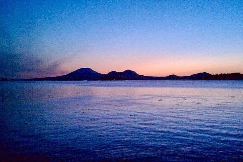Beautiful Sitka Sunset & Wildlife Cruise 2-Hour Private Charter 4