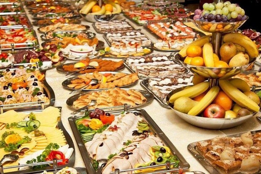 Dinner Buffet at Taj Samudra Colombo 2