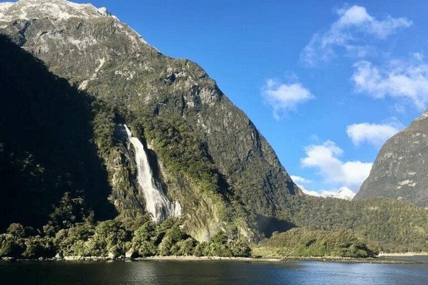 Queenstown to Milford Sound (Including Cruise ) 2