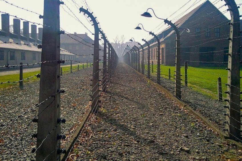 Auschwitz Tour from Krakow via Private Van with Tickets 4