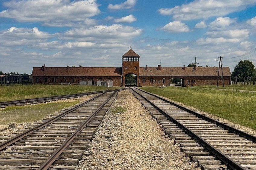 Auschwitz Tour from Krakow via Private Van with Tickets 1