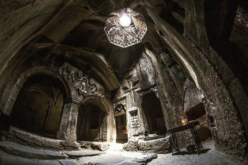Private tour: Garni, Geghard, Symphony of Stones and Sevan 1