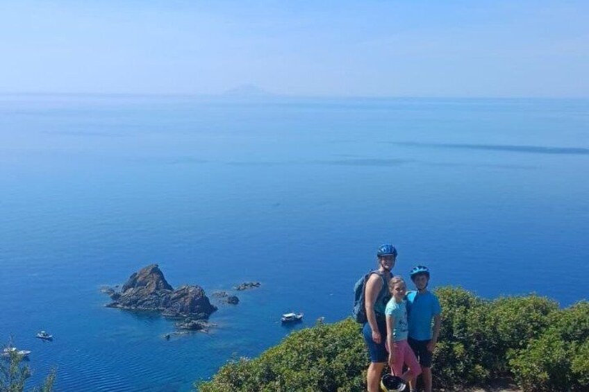 E-bike Tour for Families and Couples in Capo Stella Island of Elba 2