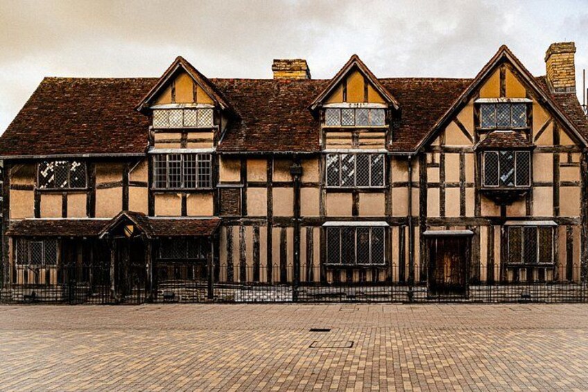 Private Full Day Cotswolds Tour from London Historic Towns 5