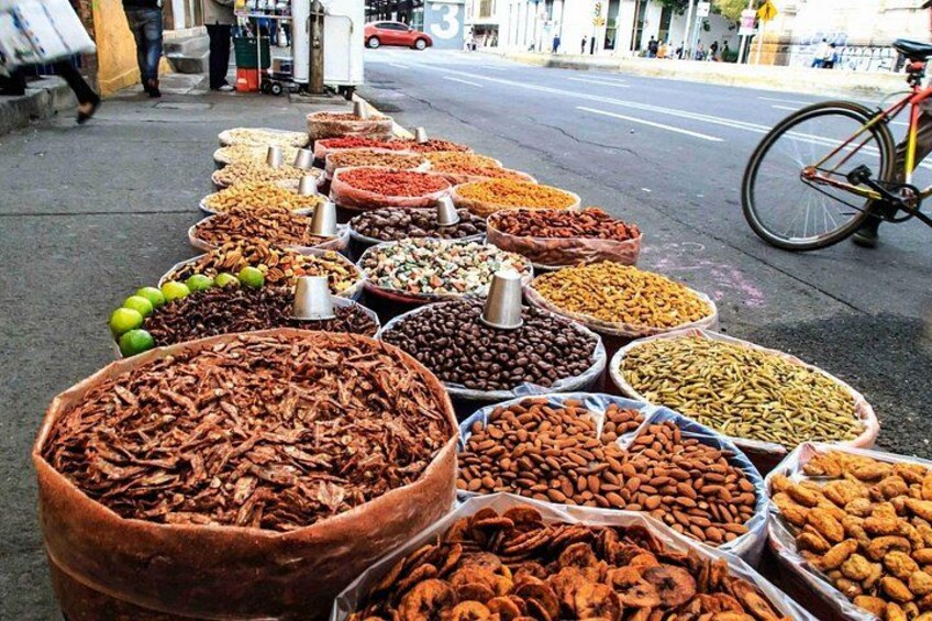 Private Walking Tour Oaxaca City with Street Food and Cathedrals 2