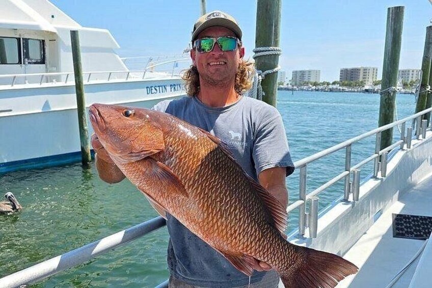 6 Hour Family Friendly Party Boat Fishing in Destin 2