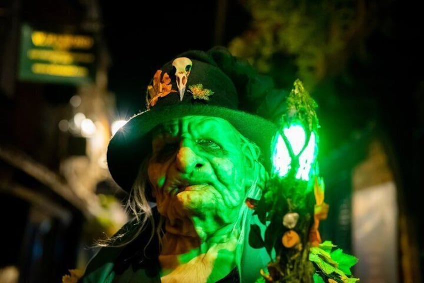 York Witch Walk: Haunted Tales and Theatrical Storytelling 1