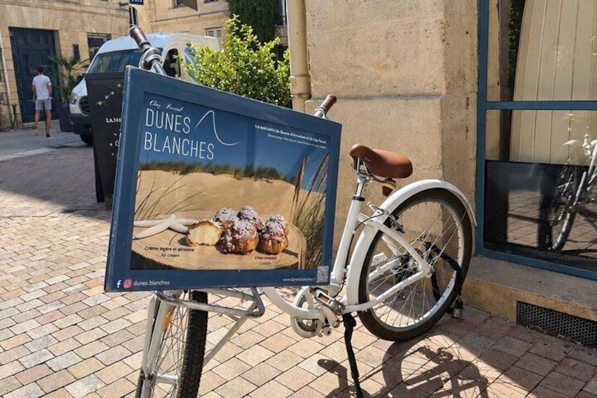 Bordeaux: Guided walking tour with sweet treats 3