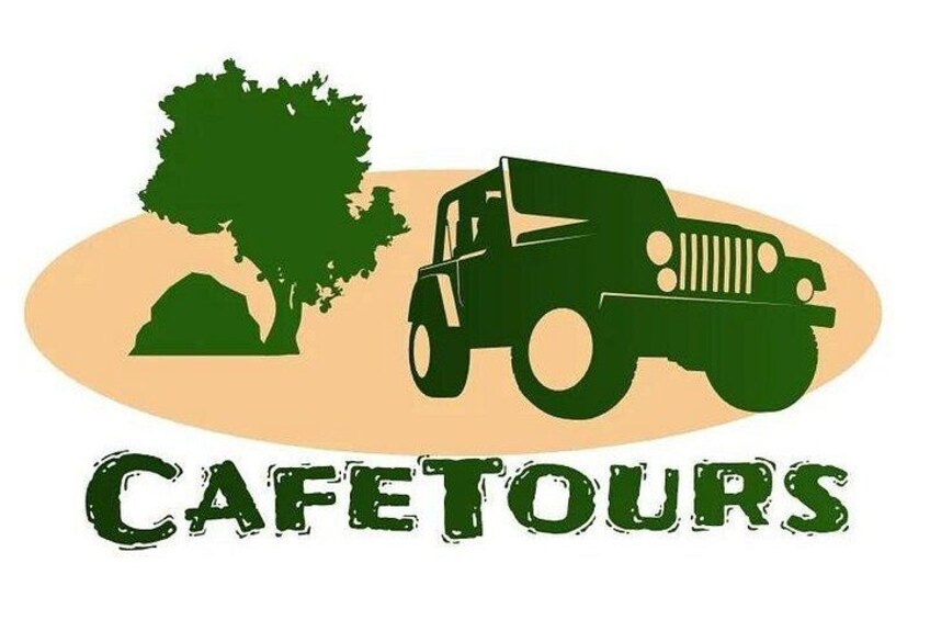 Ein Logo mit einem Baum und einem Fahrzeug, sowie dem Text 'CAFE TOURS'. 2