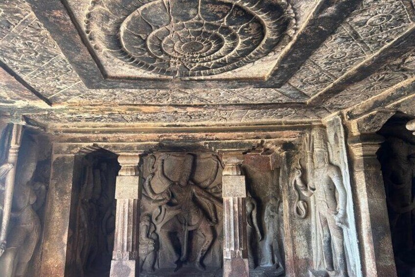 Hampi/Chitradurga/Badami/Aihole/Pattadkal from Bangalore in 3days 5