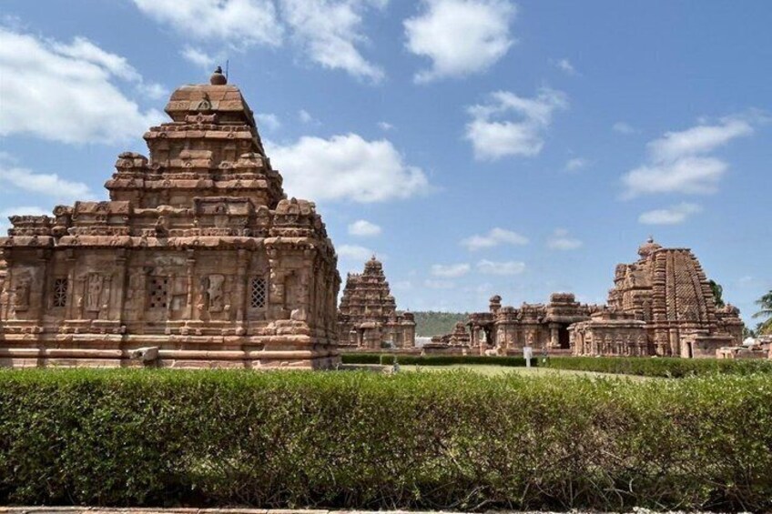 Hampi/Chitradurga/Badami/Aihole/Pattadkal from Bangalore in 3days 2