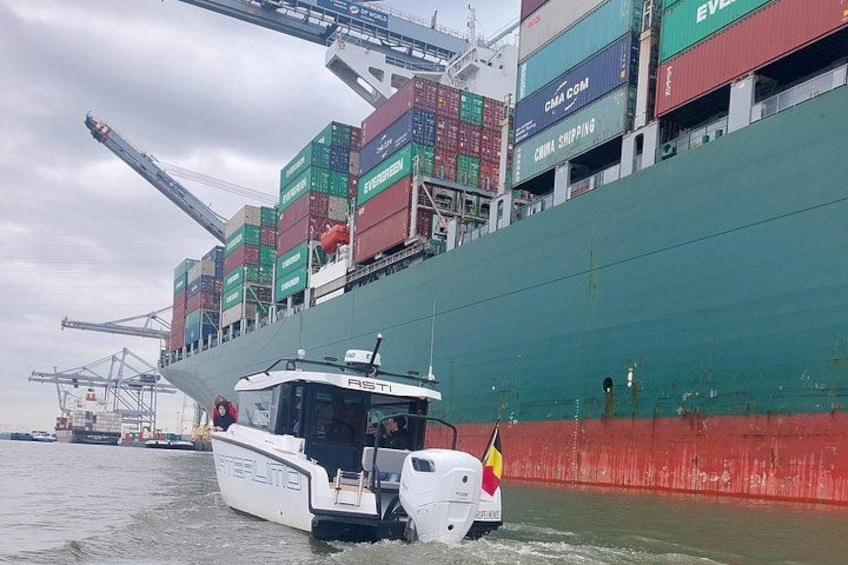We sail right next to the biggest containerships in the world! 1