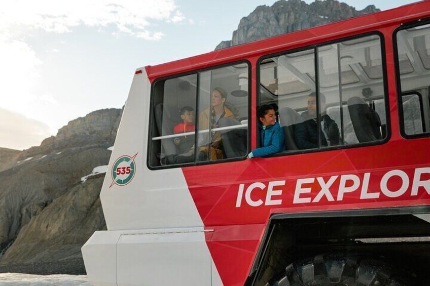 2-Day Best of Mountains & Glaciers Express Tour Icefields, Jasper 5