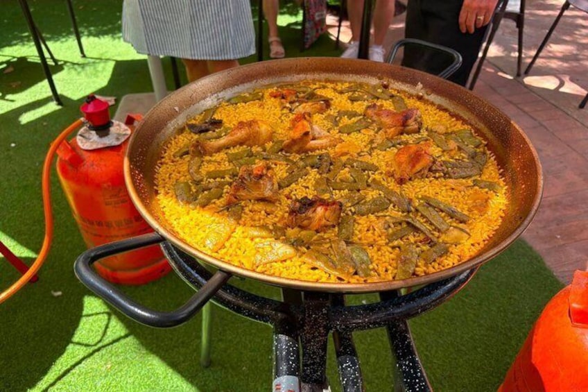 Live the Valencian Experience Cooking Your Own Paella 5