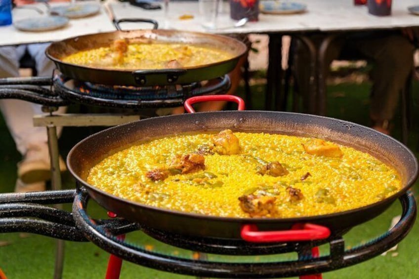 Live the Valencian Experience Cooking Your Own Paella 4