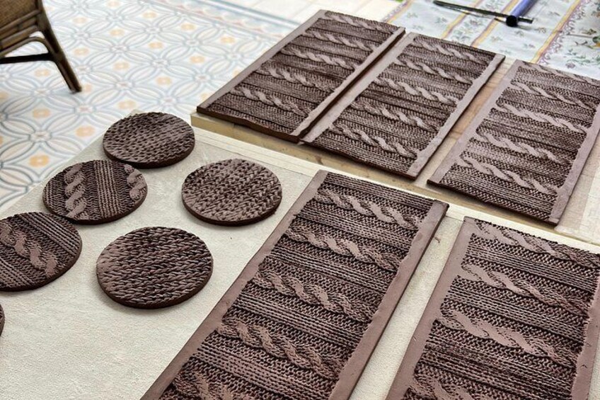 Two-hours handmade ceramic class, make your own souvenir Honolulu 2