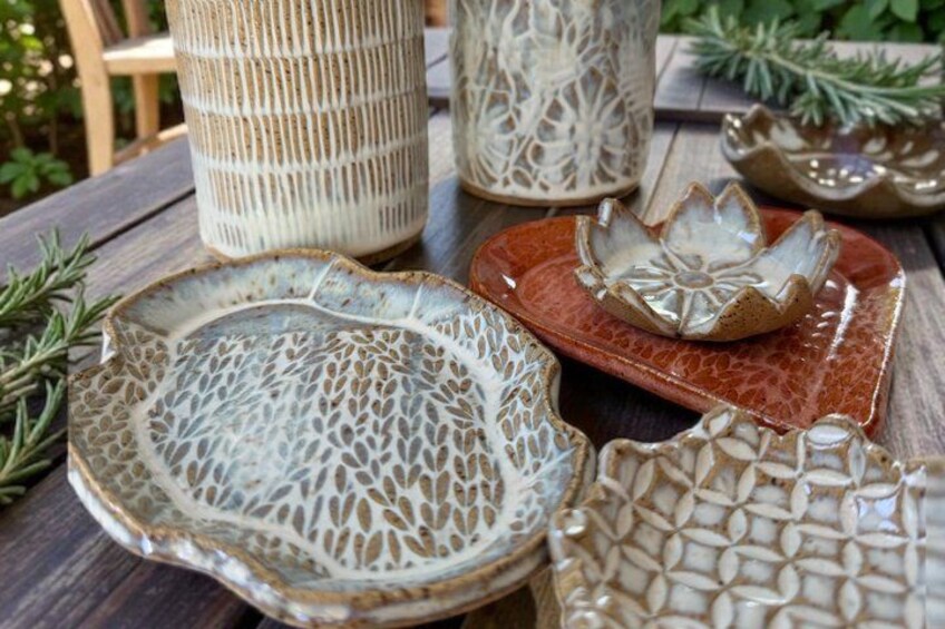 Two-hours handmade ceramic class, make your own souvenir Honolulu 4