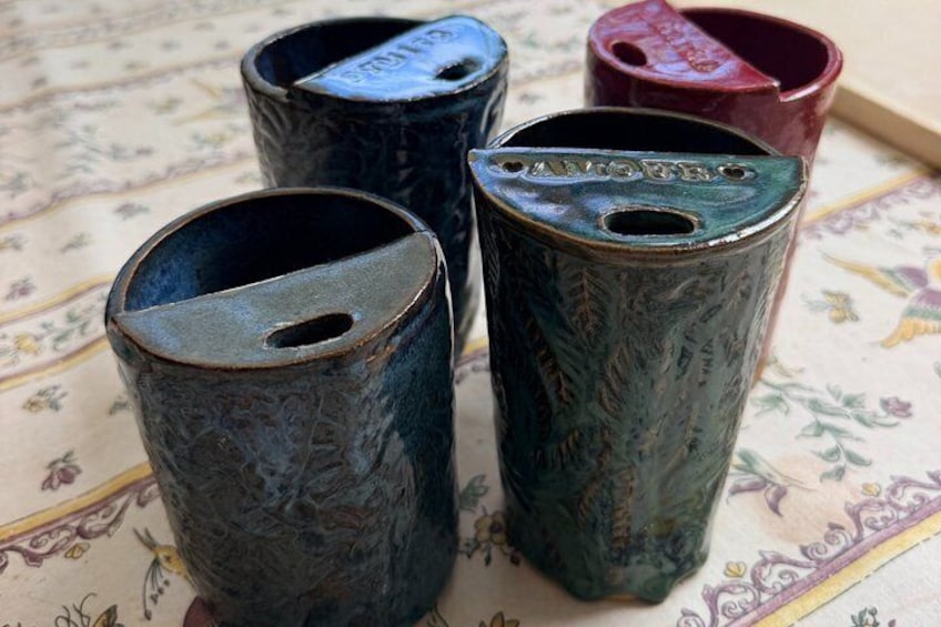Two-hours handmade ceramic class, make your own souvenir Honolulu 3