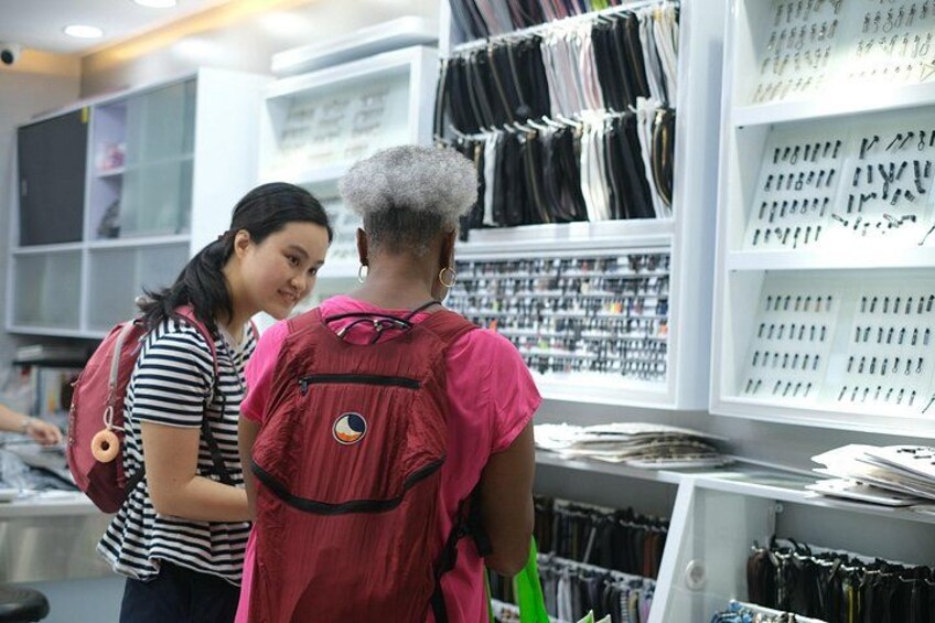 Guangzhou: Textile Hub and Garment Factory Half-day Tour 1
